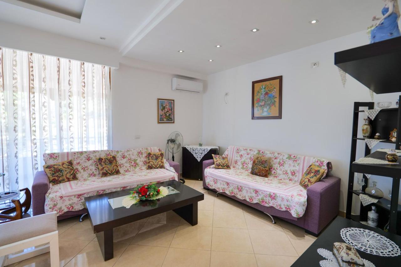 Arijons Apartments Sarande Exterior photo